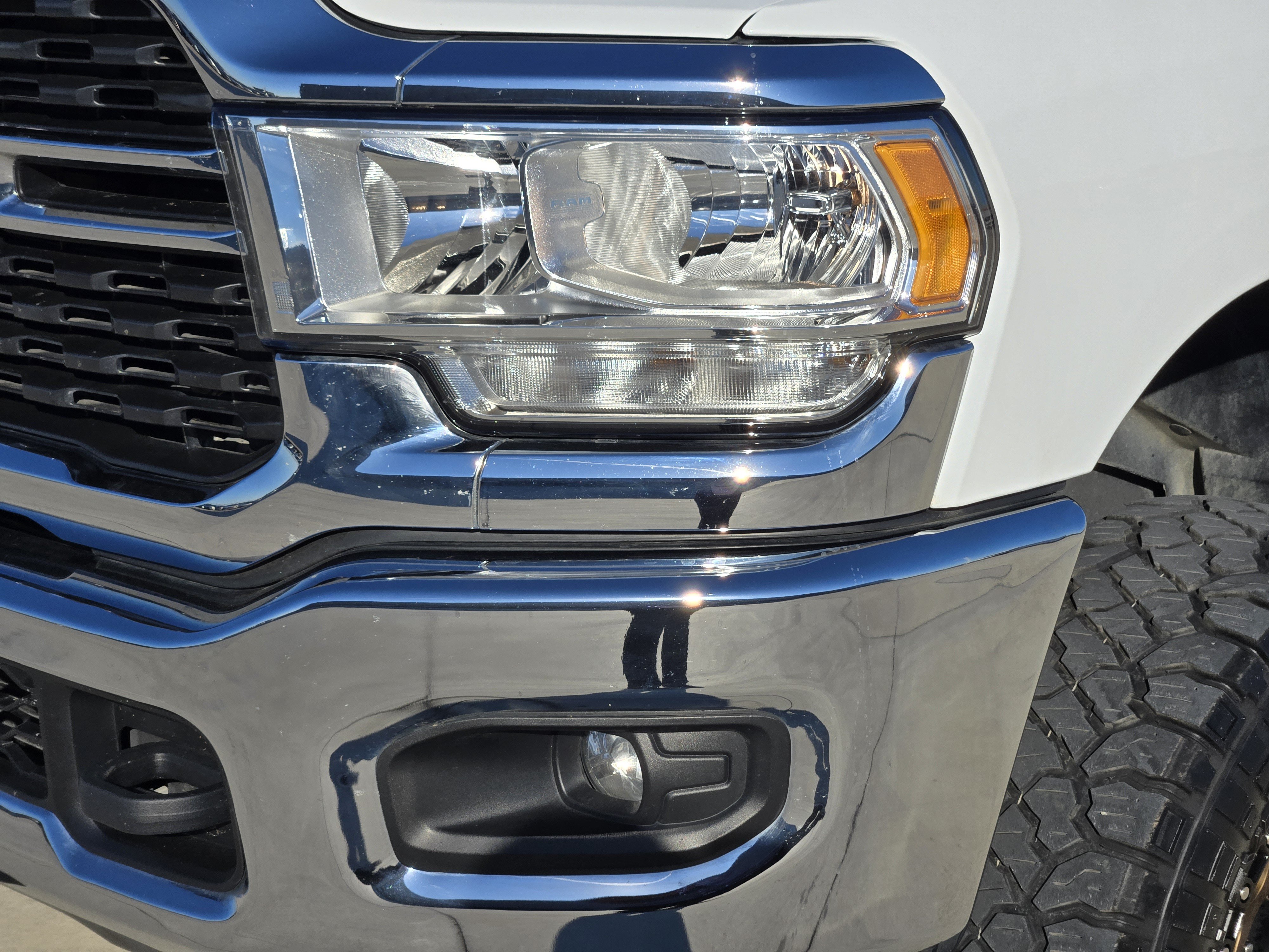Certified Used 2023 Bright White Clear Coat Ram Big Horn image 10