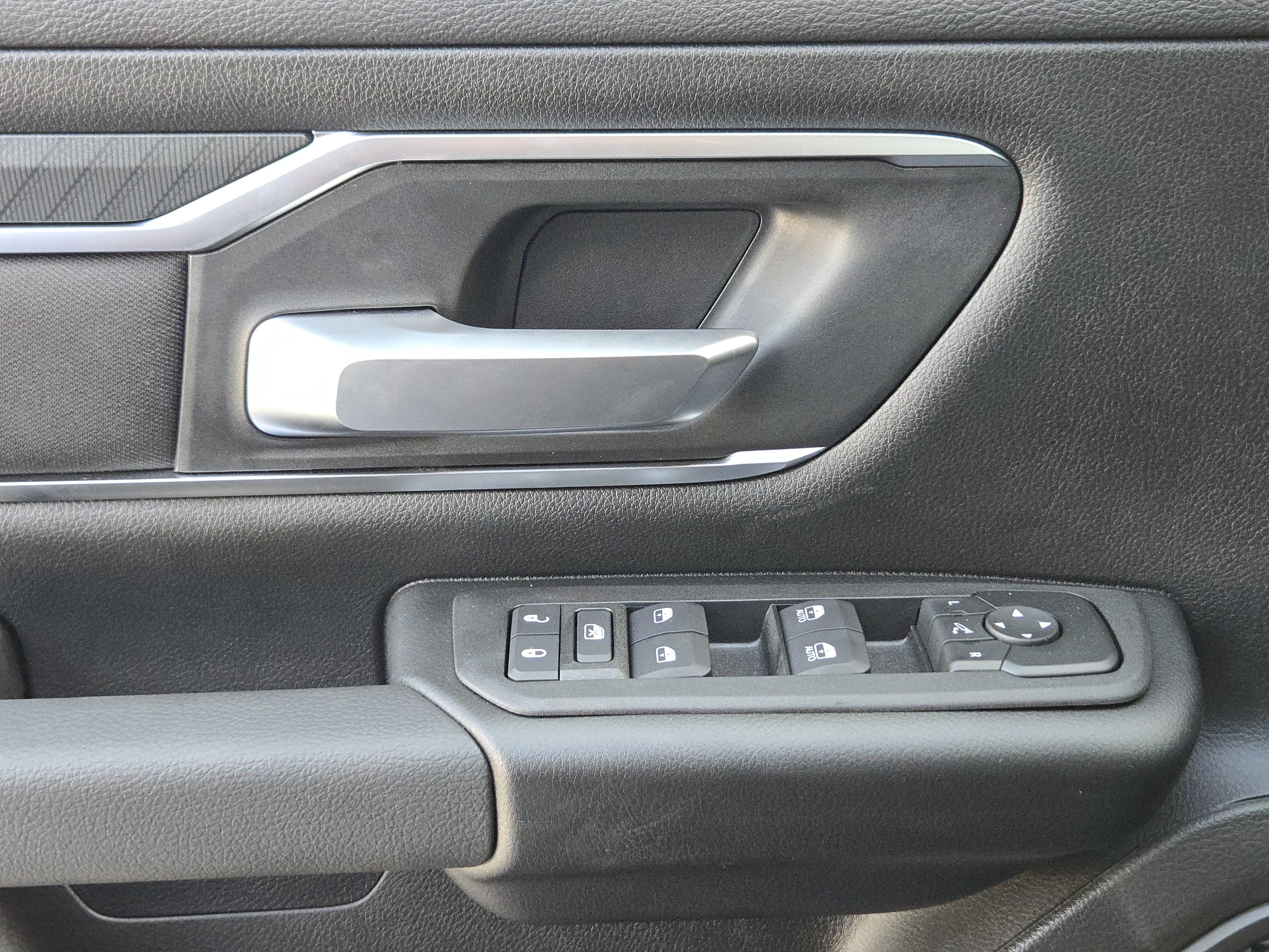 2026 RAM 1500 Big Horn/Lone Star - Photo 19
