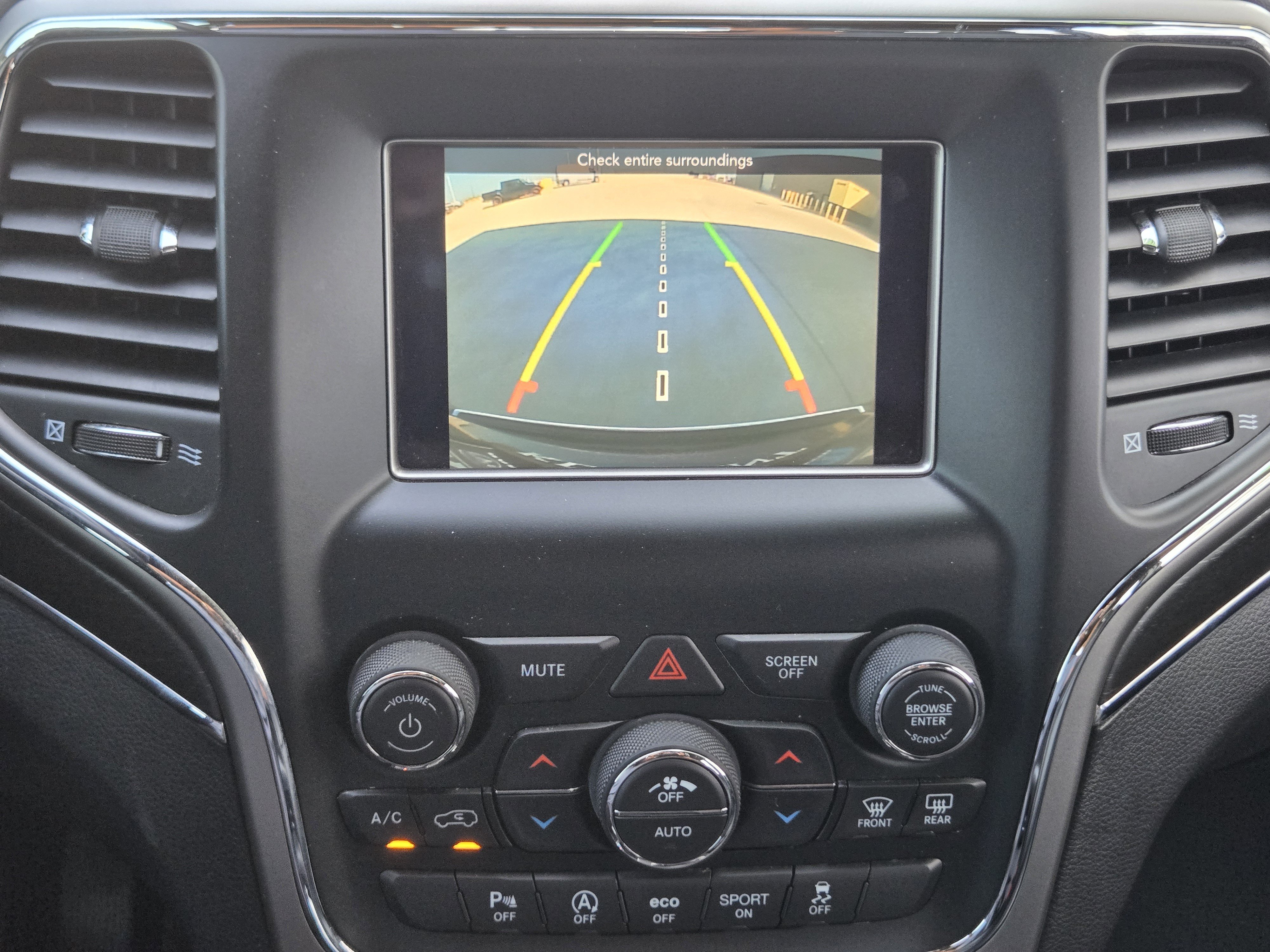 Used 2018 Granite Crystal Metallic Clear Coat Jeep Limited image 20