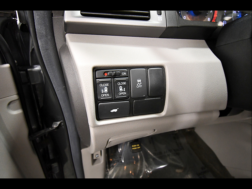 Used 2013 Honda Odyssey Van