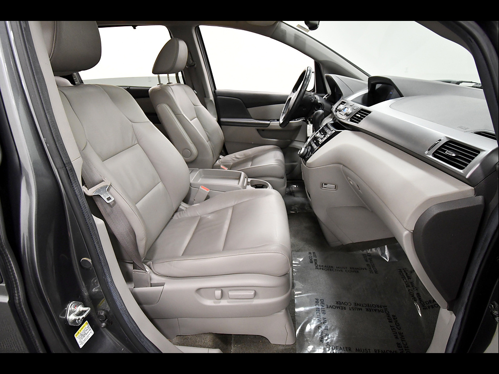 Used 2013 Honda Odyssey Van