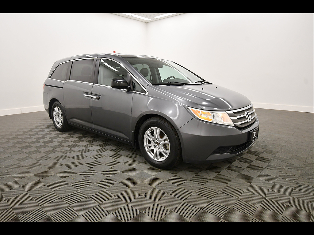 Used 2013 Honda Odyssey Van