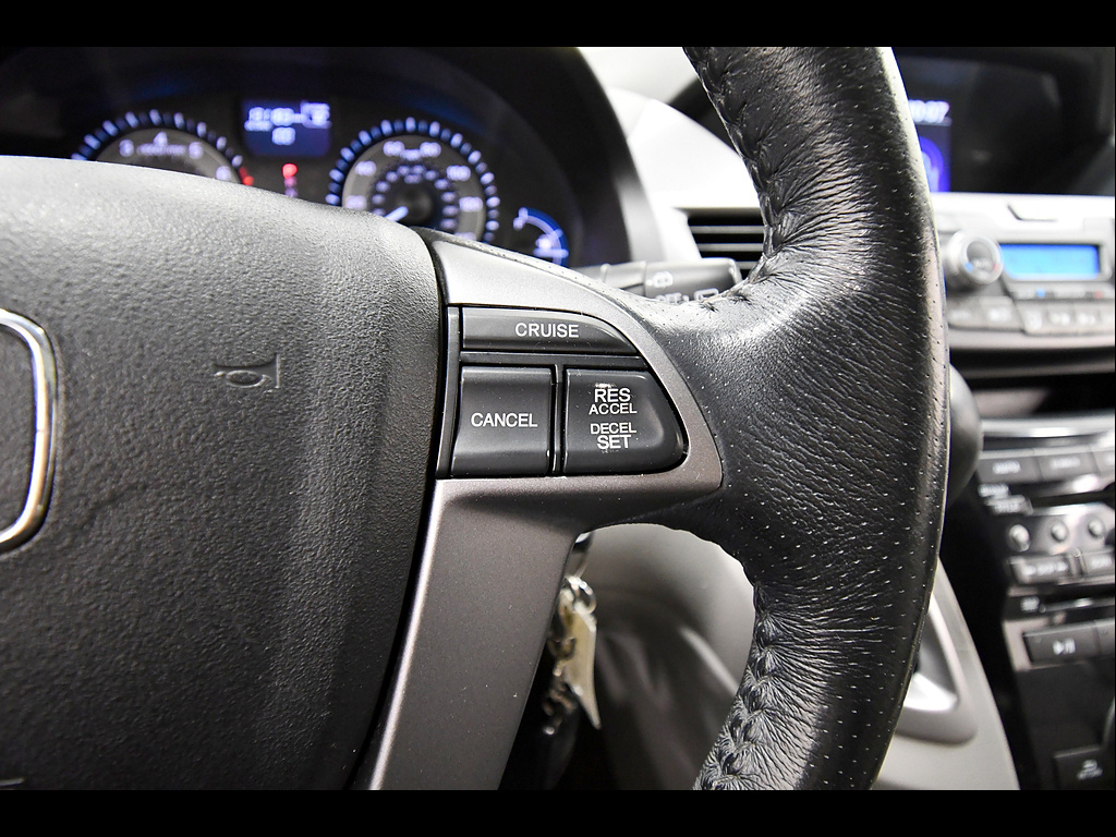 Used 2013 Honda Odyssey Van