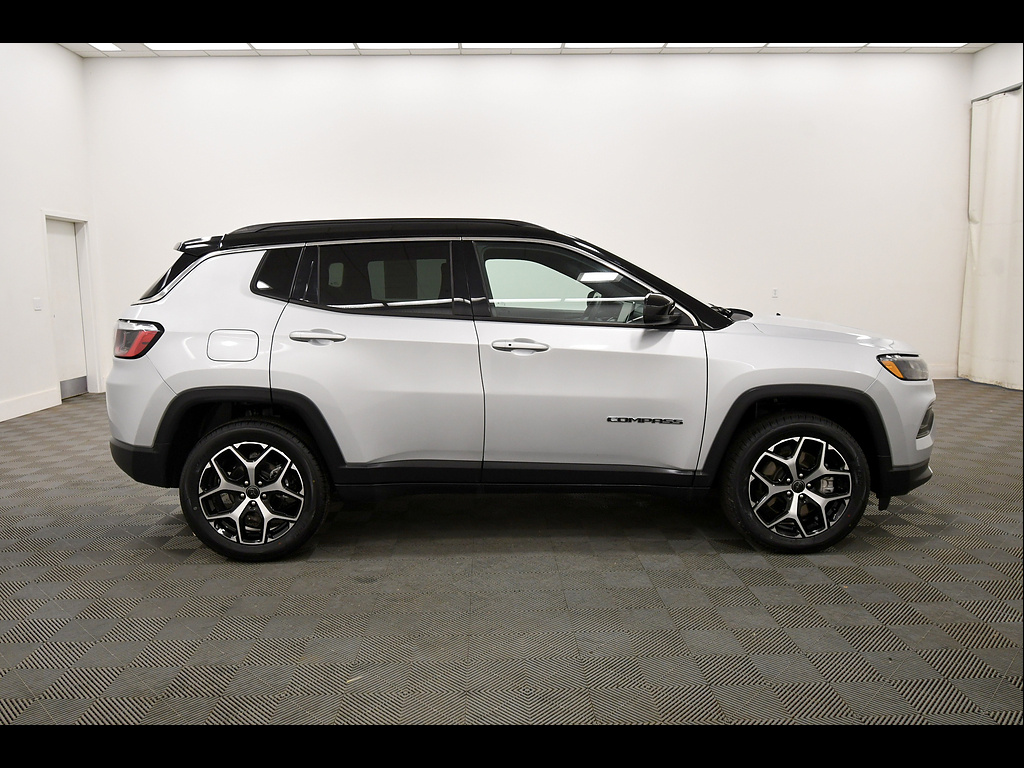 Used 2025 Jeep Compass SUV