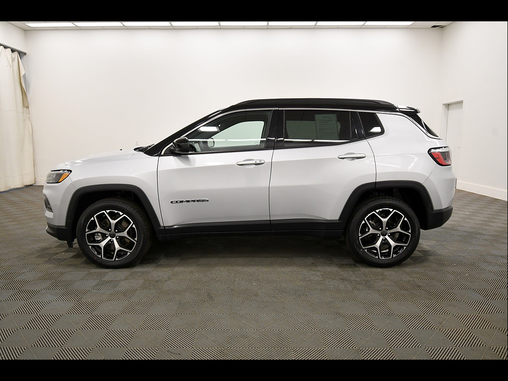 Used 2025 Jeep Compass SUV