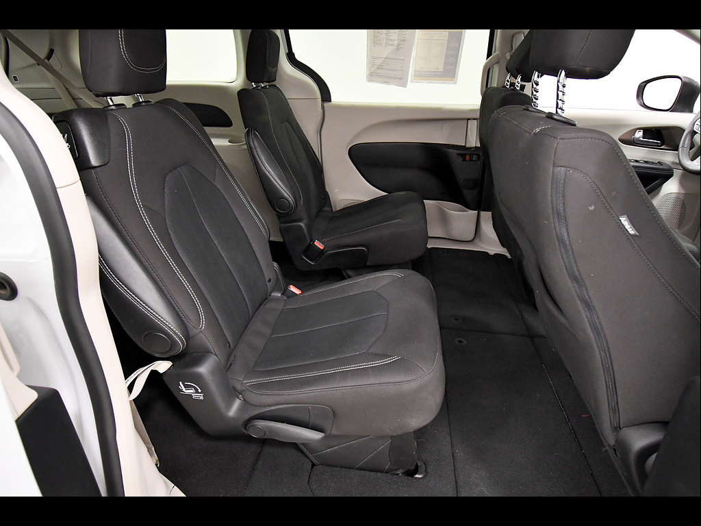 Used 2024 Chrysler Voyager Van