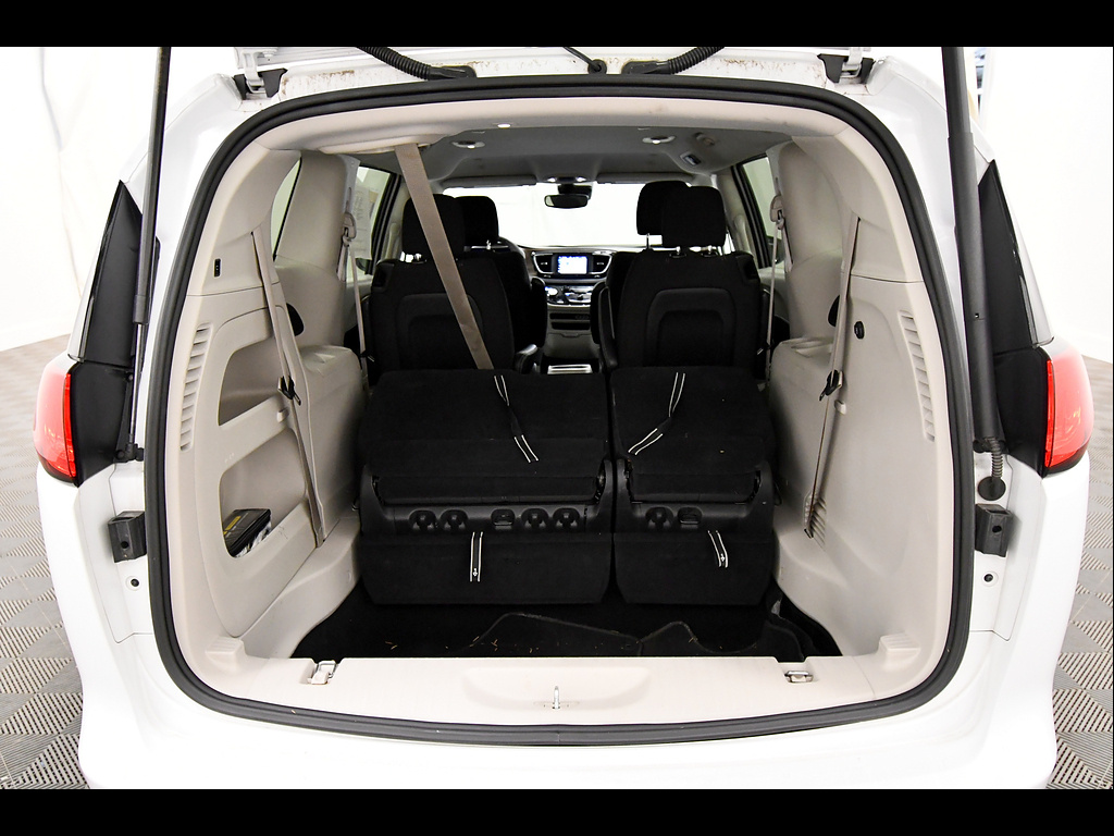 Used 2024 Chrysler Voyager Van