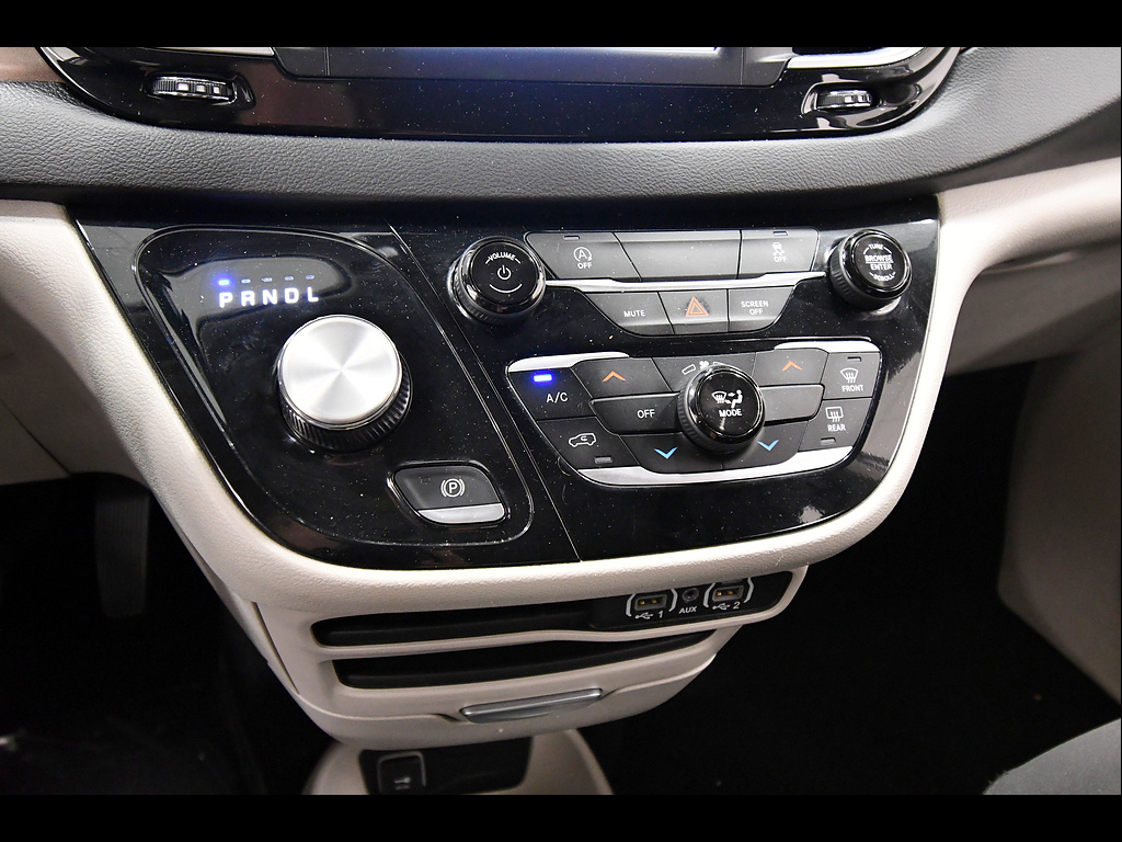 Used 2024 Chrysler Voyager Van