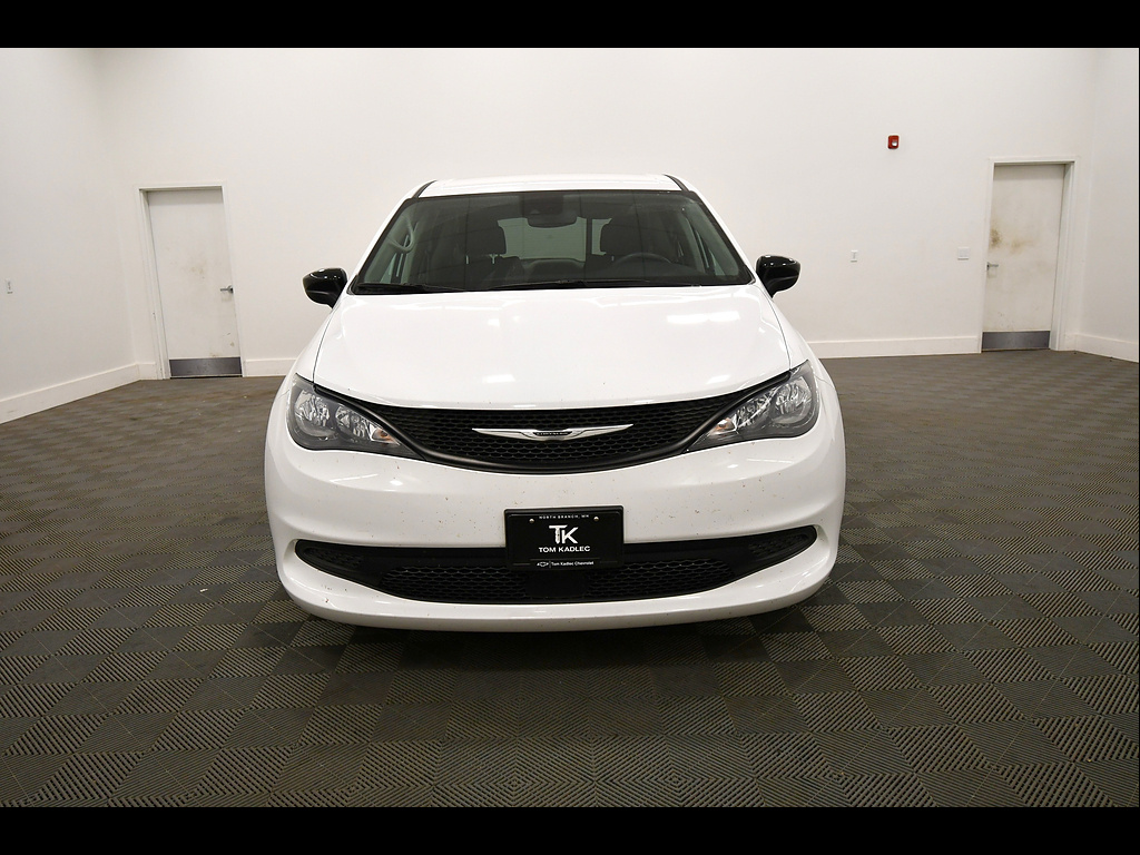 Used 2024 Chrysler Voyager Van