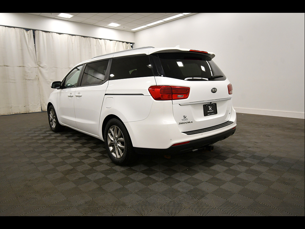 Used 2019 Kia Sedona Van