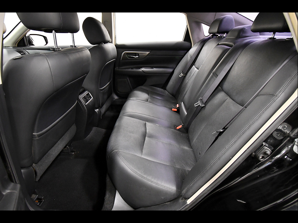 Used 2013 Nissan Altima Sedan