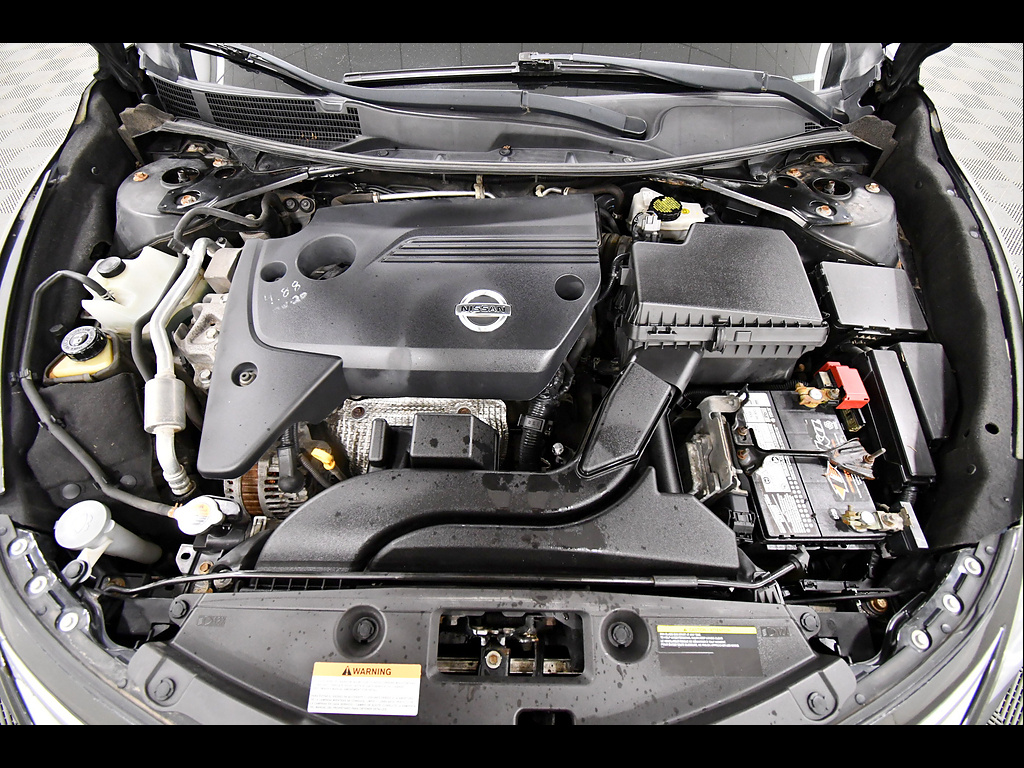 Used 2013 Nissan Altima Sedan