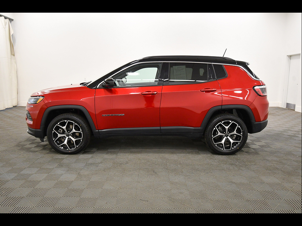 Used 2025 Jeep Compass SUV