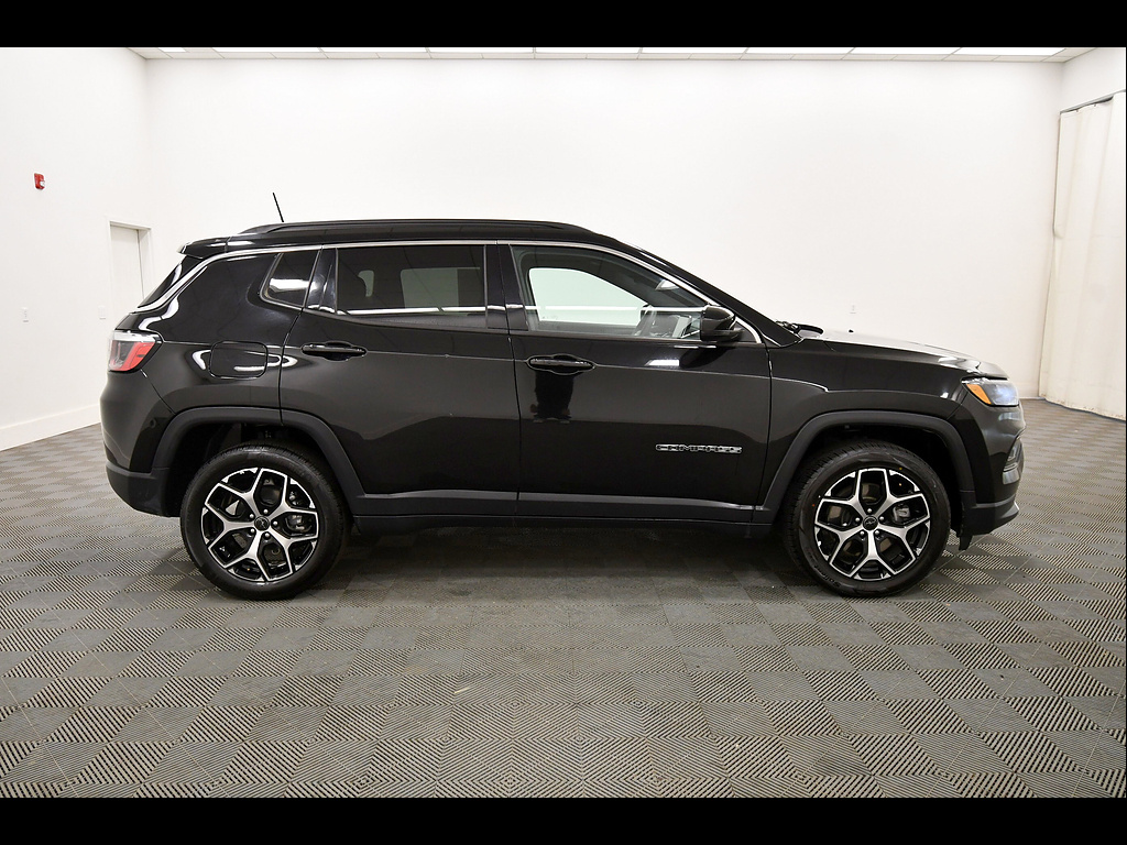 Used 2025 Jeep Compass SUV