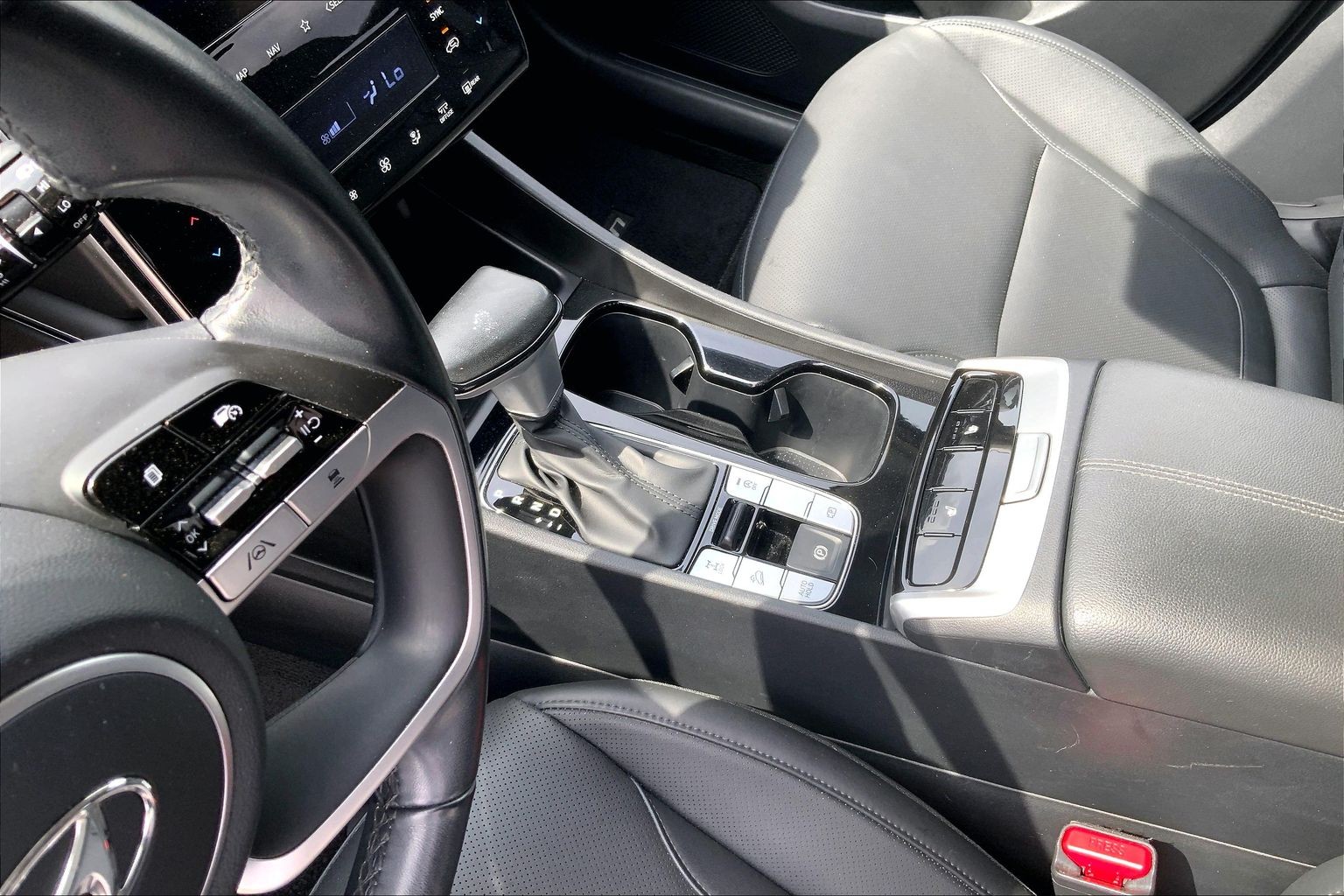 2023 Hyundai Tucson photo 17 of 33