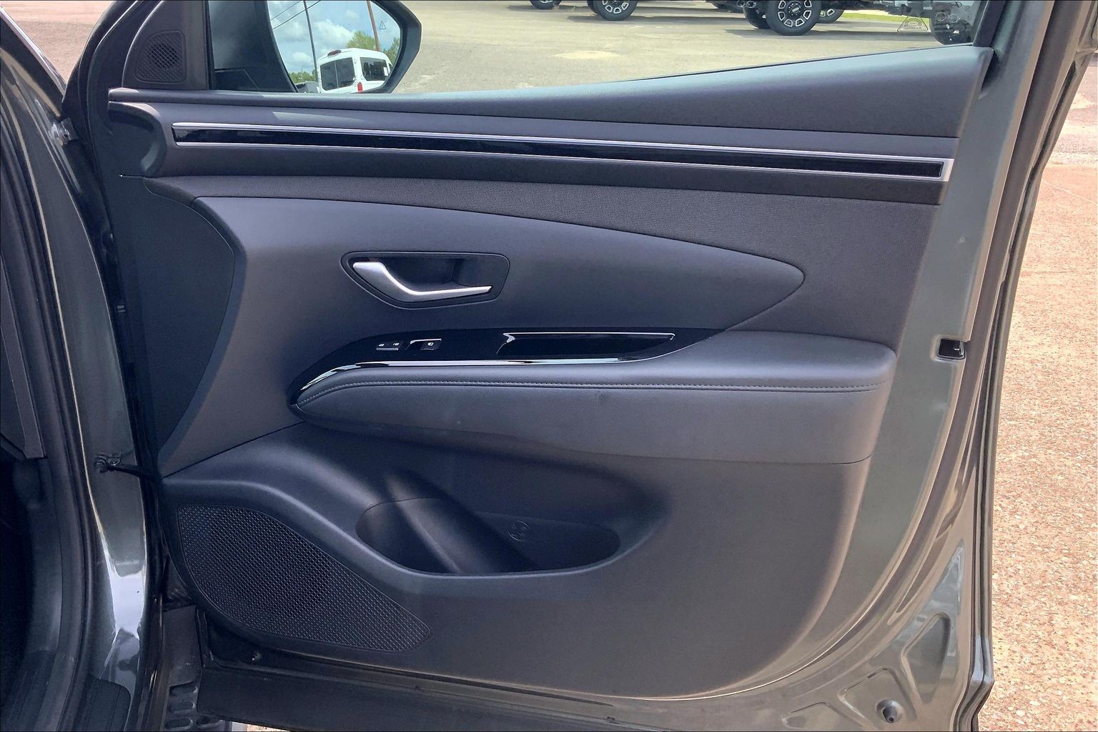 2023 Hyundai Tucson photo 24 of 33