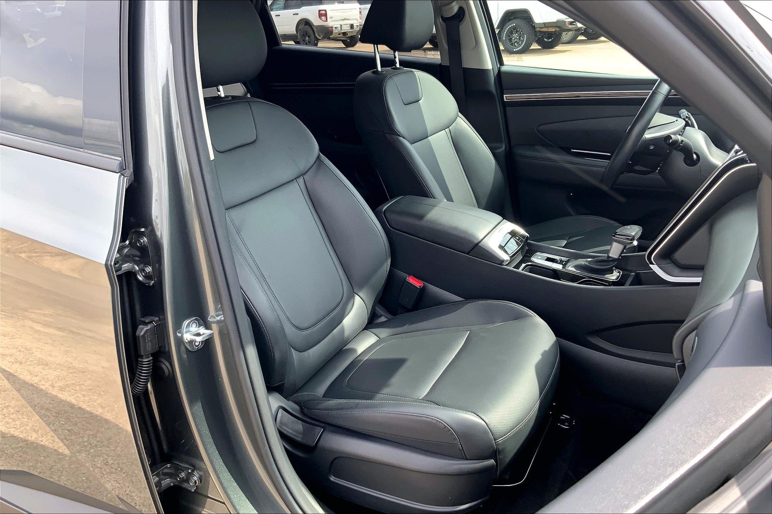 2023 Hyundai Tucson photo 6 of 33