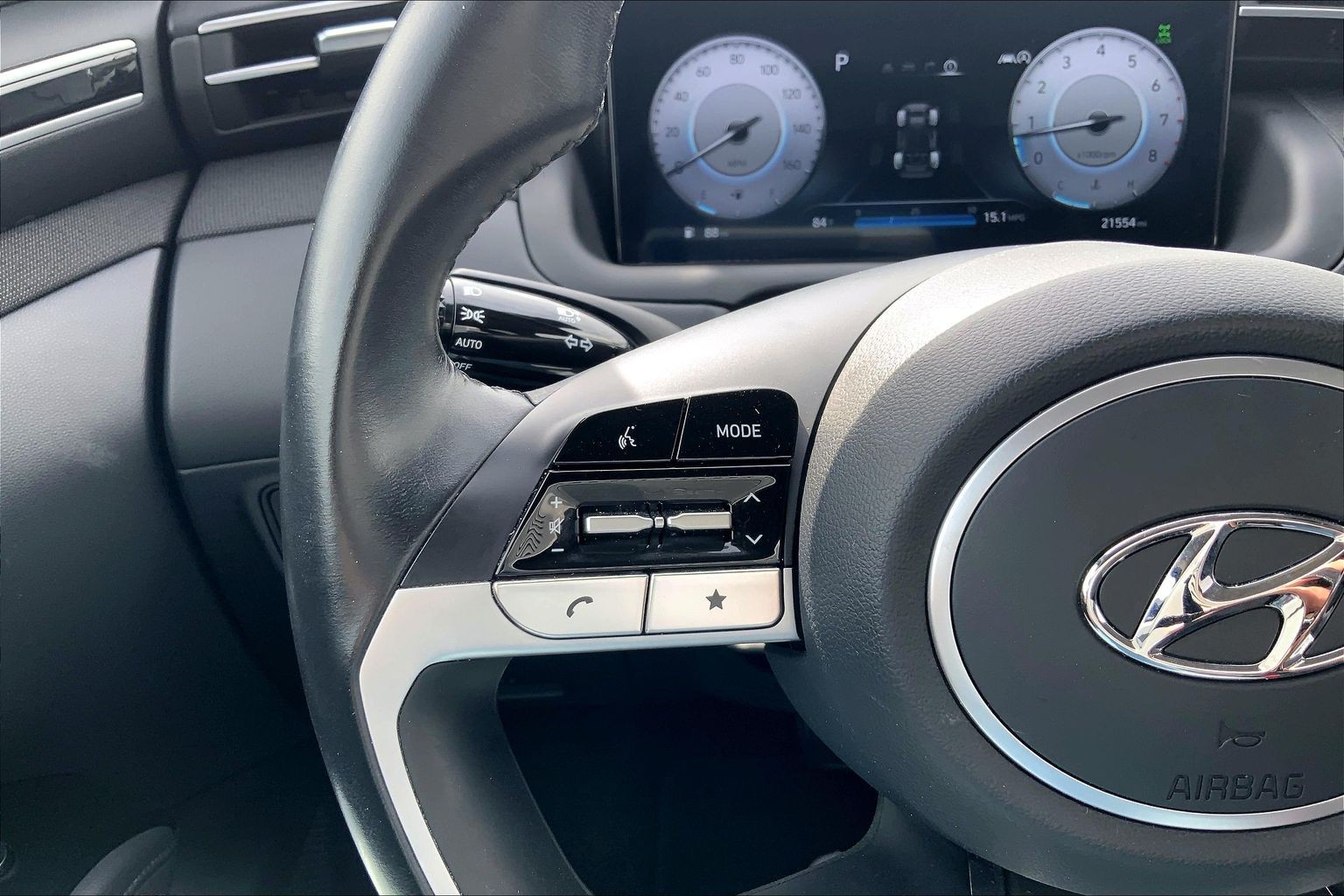 2023 Hyundai Tucson photo 18 of 33
