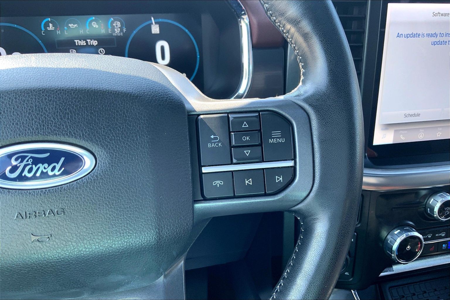 2023 Ford F-150 photo 19 of 33