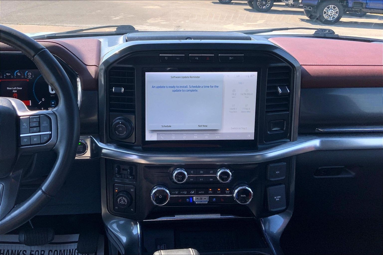 2023 Ford F-150 photo 5 of 33