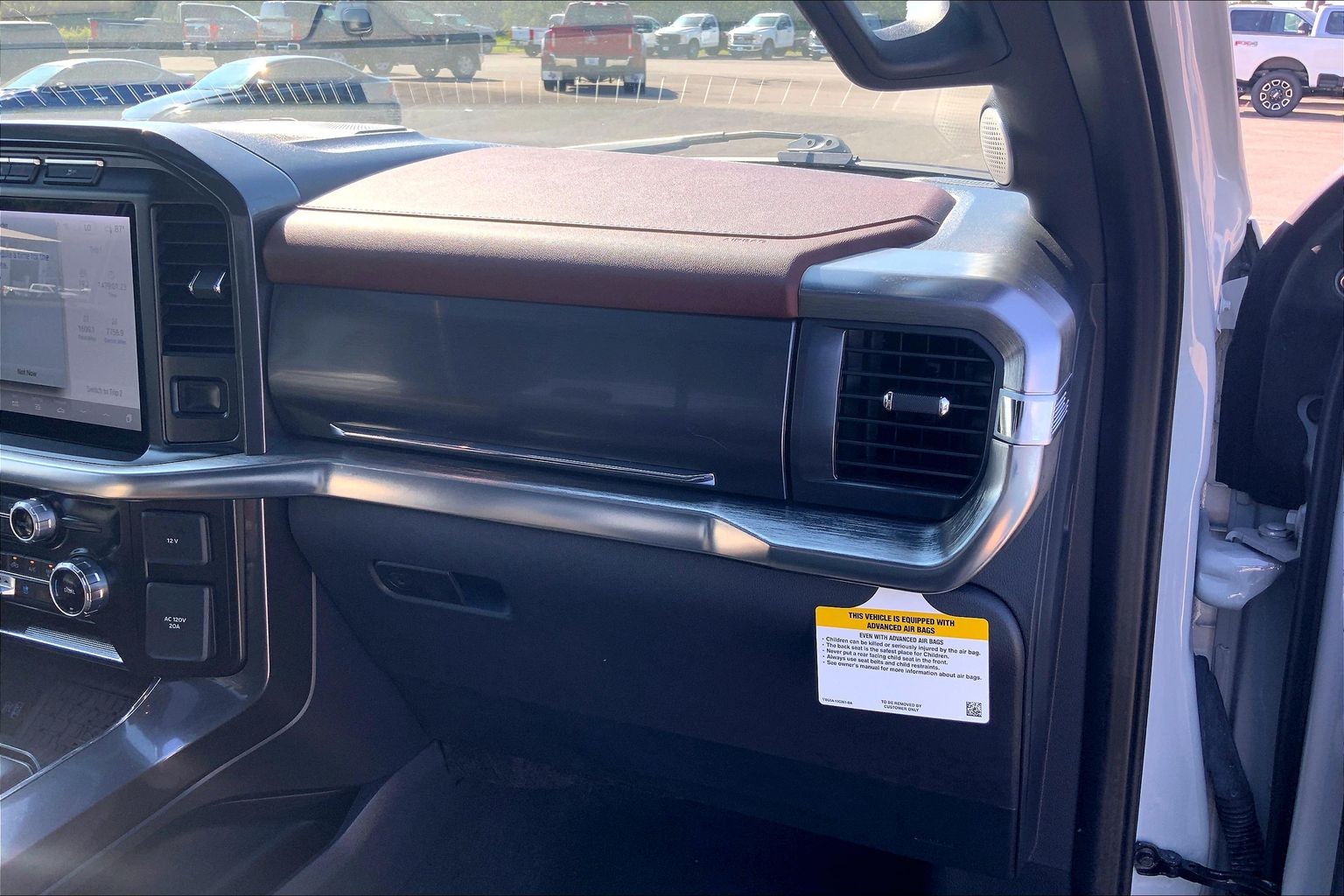 2023 Ford F-150 photo 16 of 33