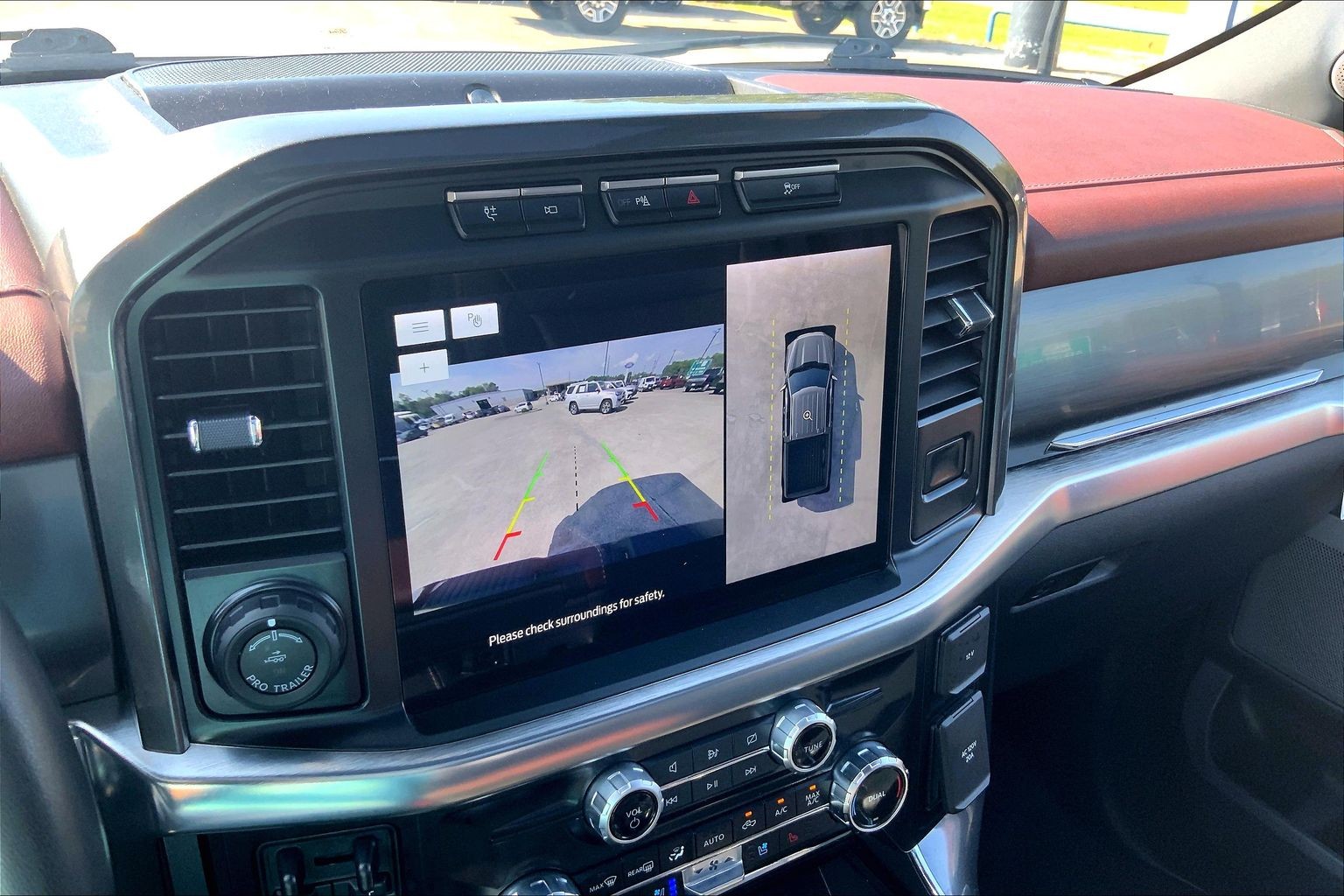 2023 Ford F-150 photo 21 of 33