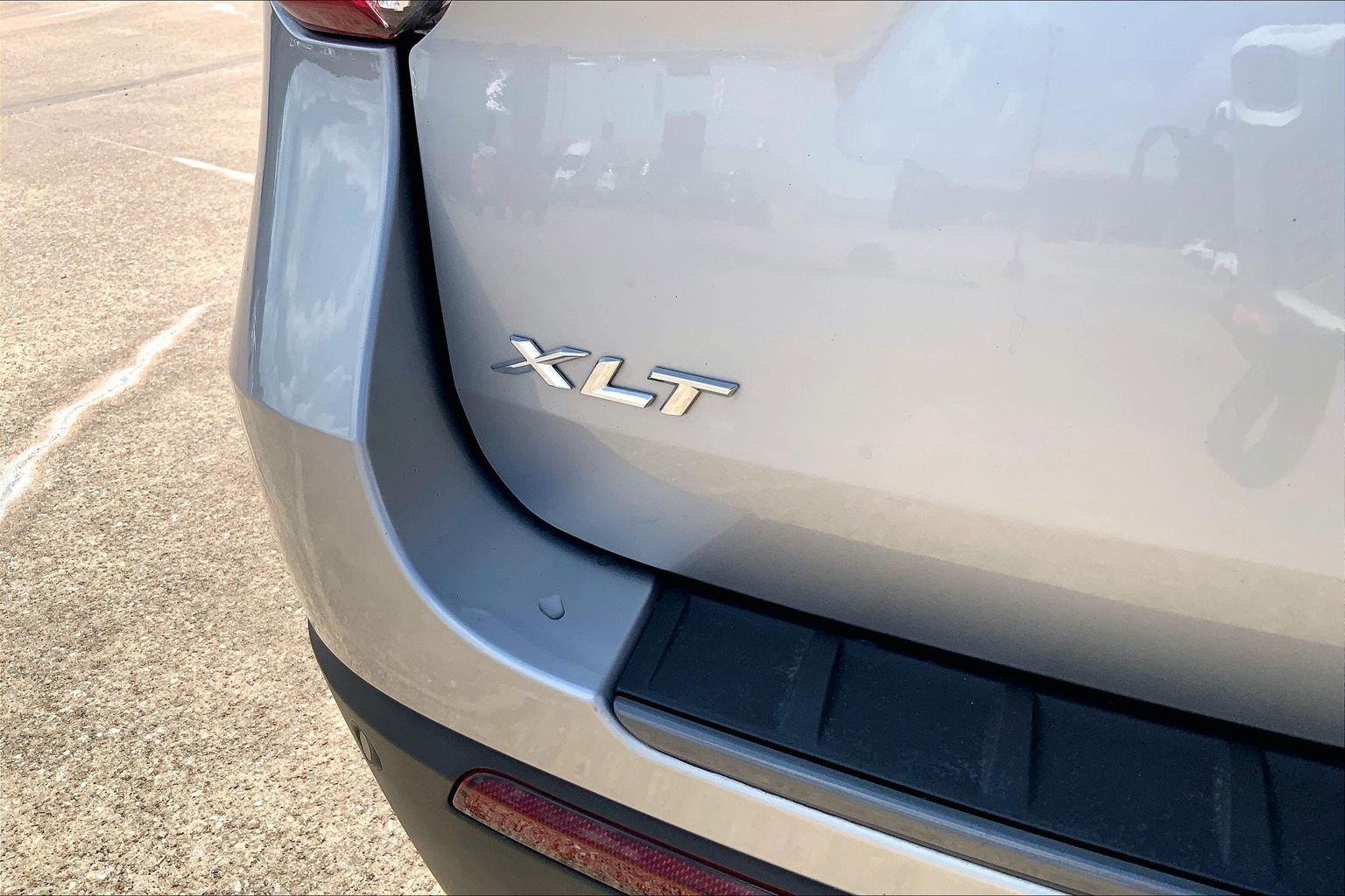 2023 Ford Explorer XLT Iconic Silver at Lufkin Ford
