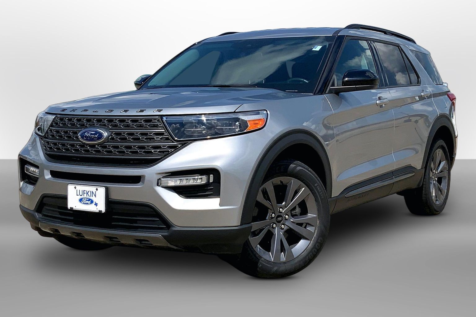 2023 Ford Explorer XLT Iconic Silver at Lufkin Ford