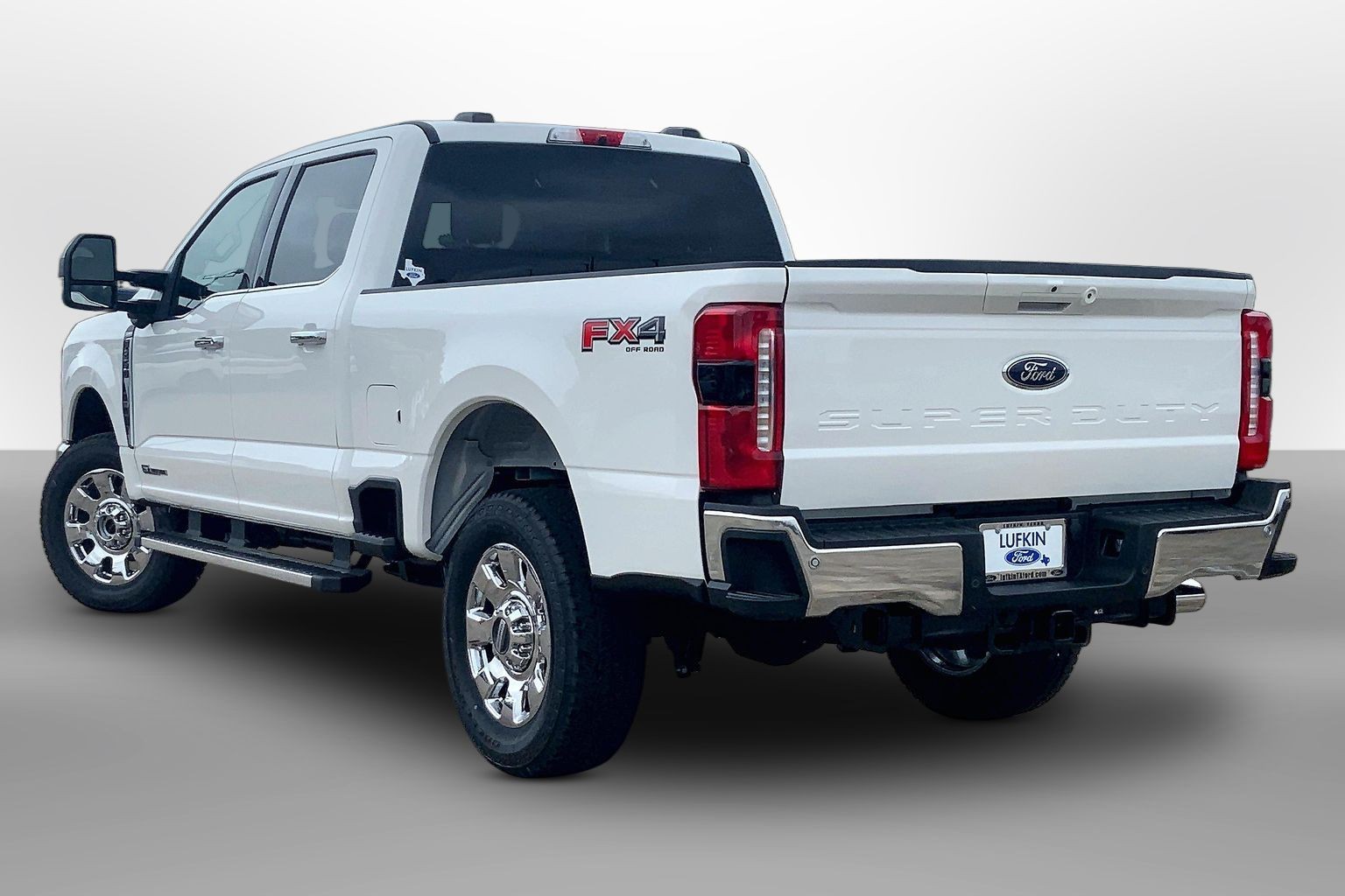 2026 Ford Super Duty F-250 SRW LARIAT Star White Metallic Tri-Coat at Lufkin Ford