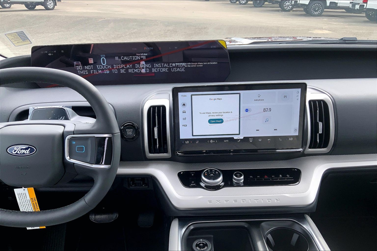 2027 Ford Expedition photo 6 of 13