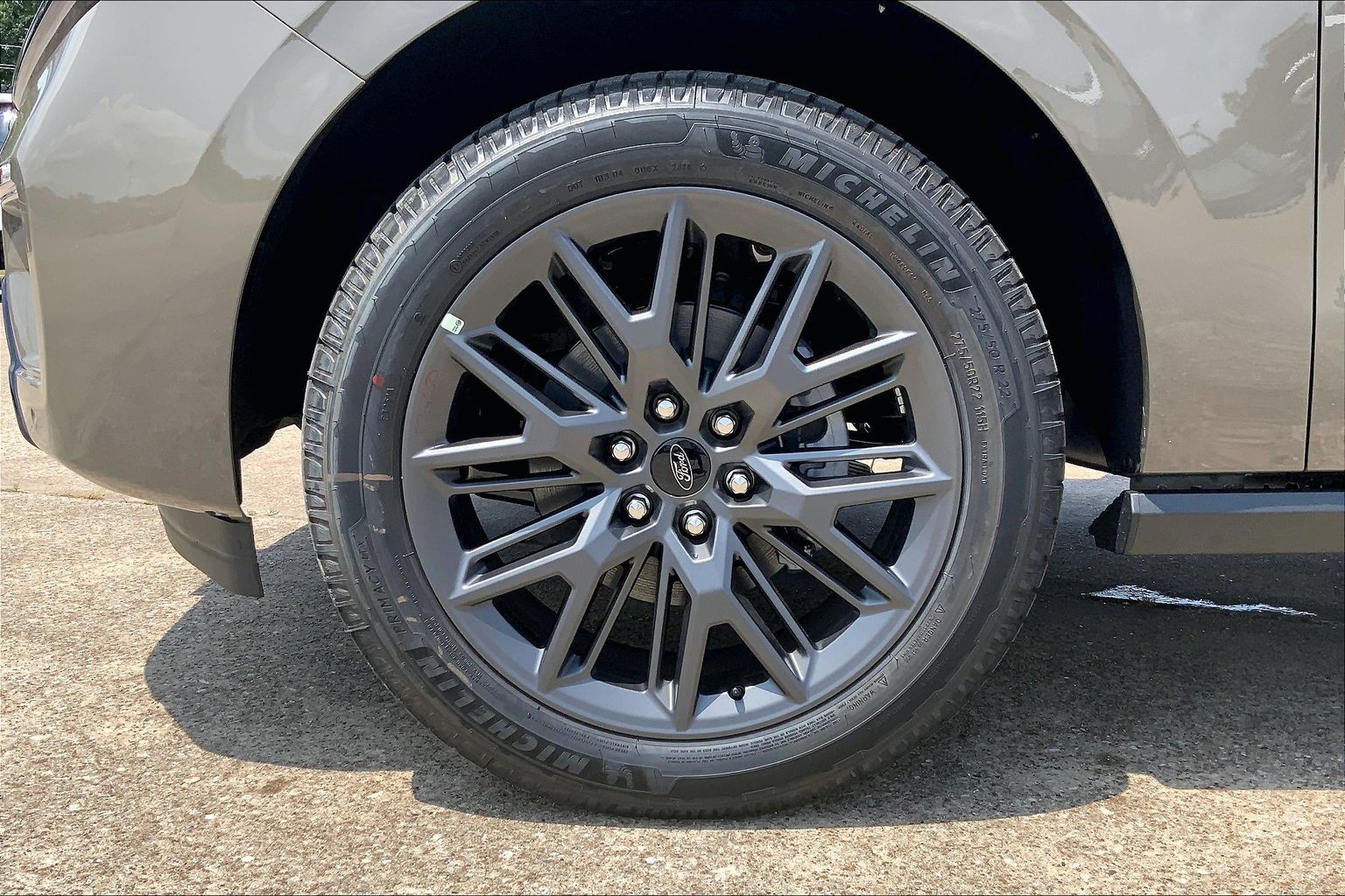 2027 Ford Expedition Max MAX Platinum Marsh Gray at Lufkin Ford