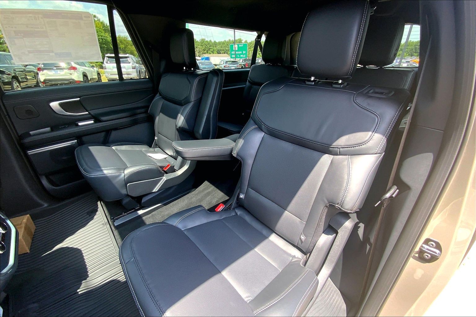 2027 Ford Expedition Max MAX Platinum Marsh Gray at Lufkin Ford