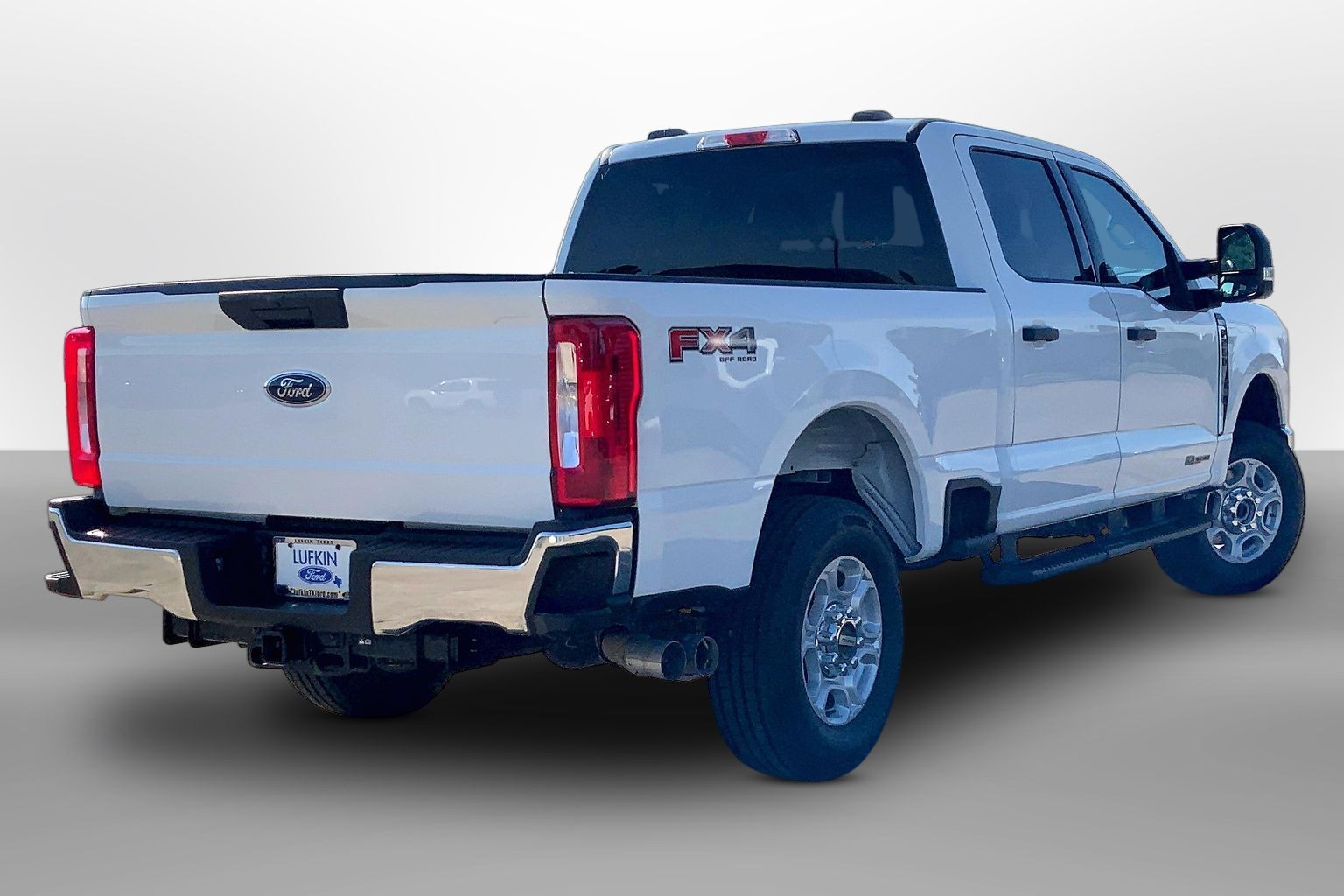 2025 Ford Super Duty F-250 SRW XLT Oxford White at Lufkin Ford