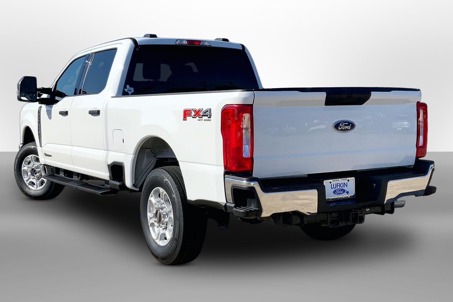 2025 Ford Super Duty F-250 SRW XLT Oxford White at Lufkin Ford
