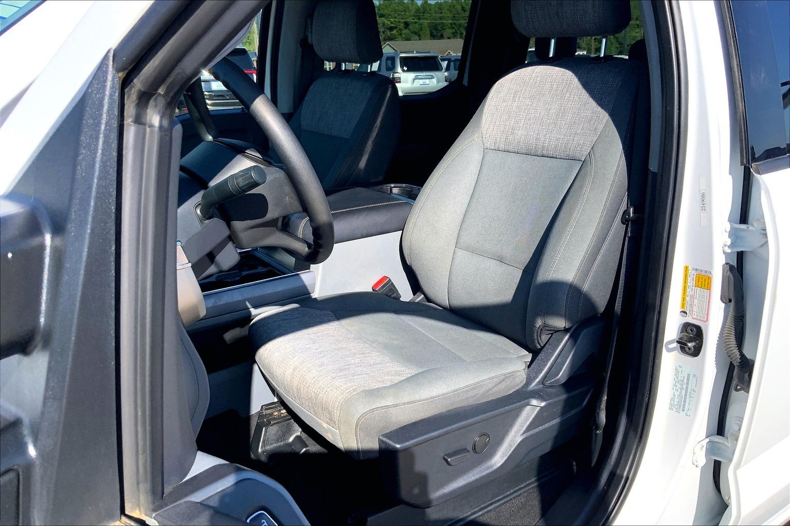 2025 Ford Super Duty F-250 SRW XLT Oxford White at Lufkin Ford