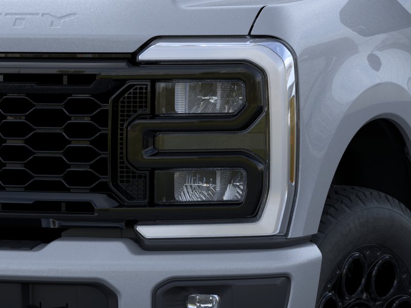 2026 Ford Super Duty F-350 SRW LARIAT Glacier Gray Metallic Tri-Coat at Lufkin Ford