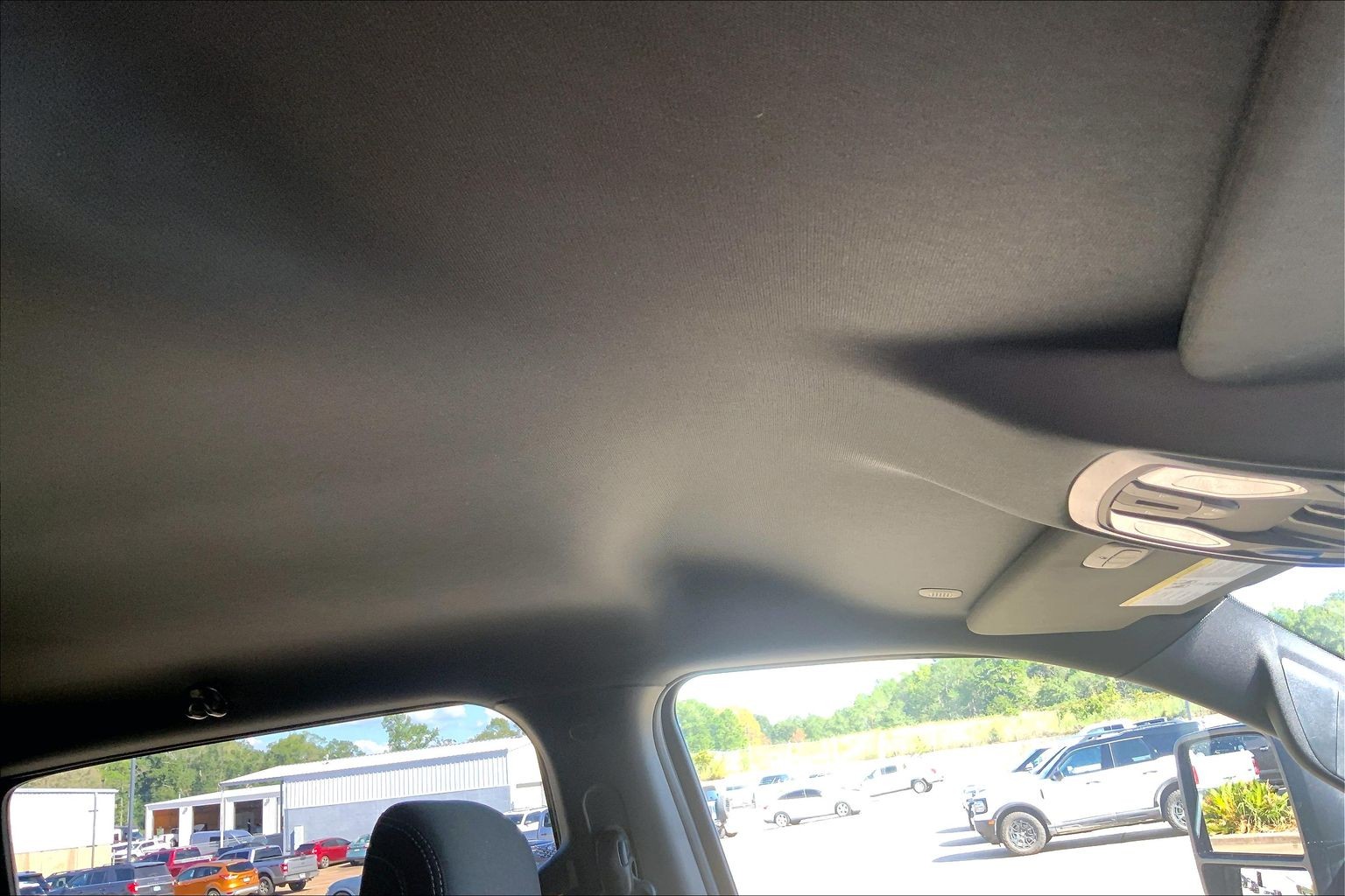 2025 Ram 1500 photo 22 of 33