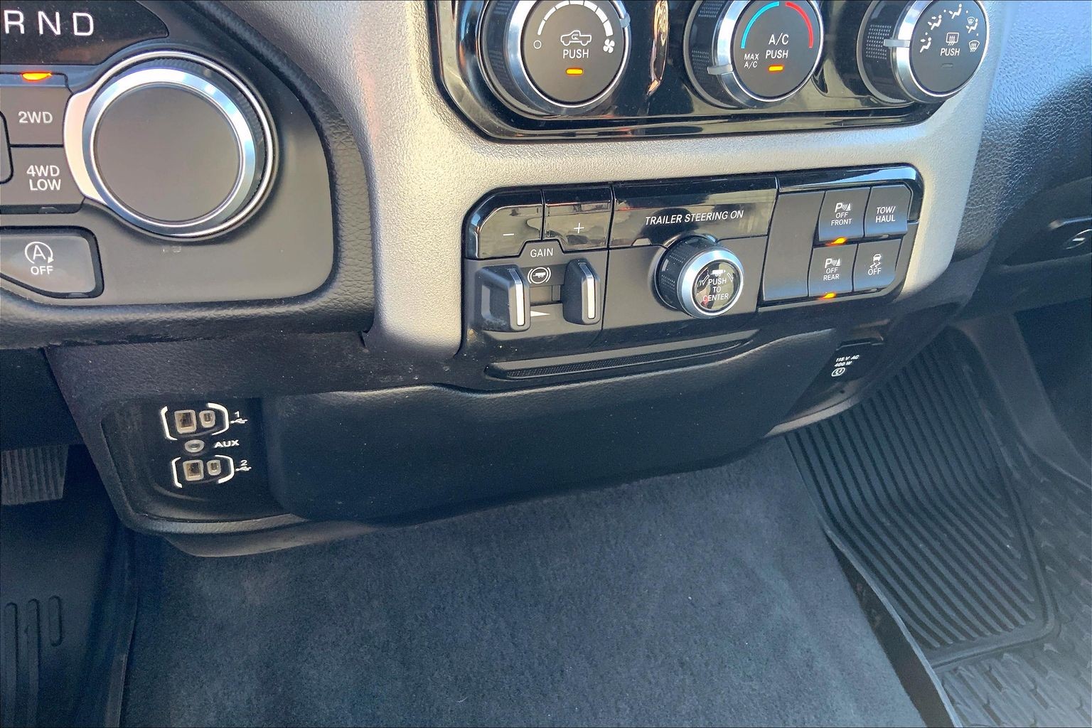 2025 Ram 1500 photo 33 of 33