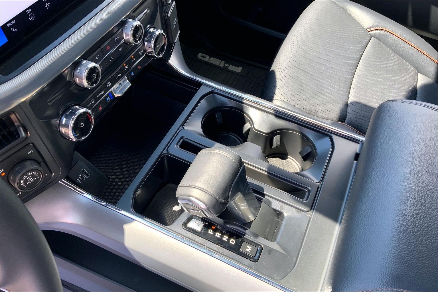 2026 Ford F-150 LARIAT - 6