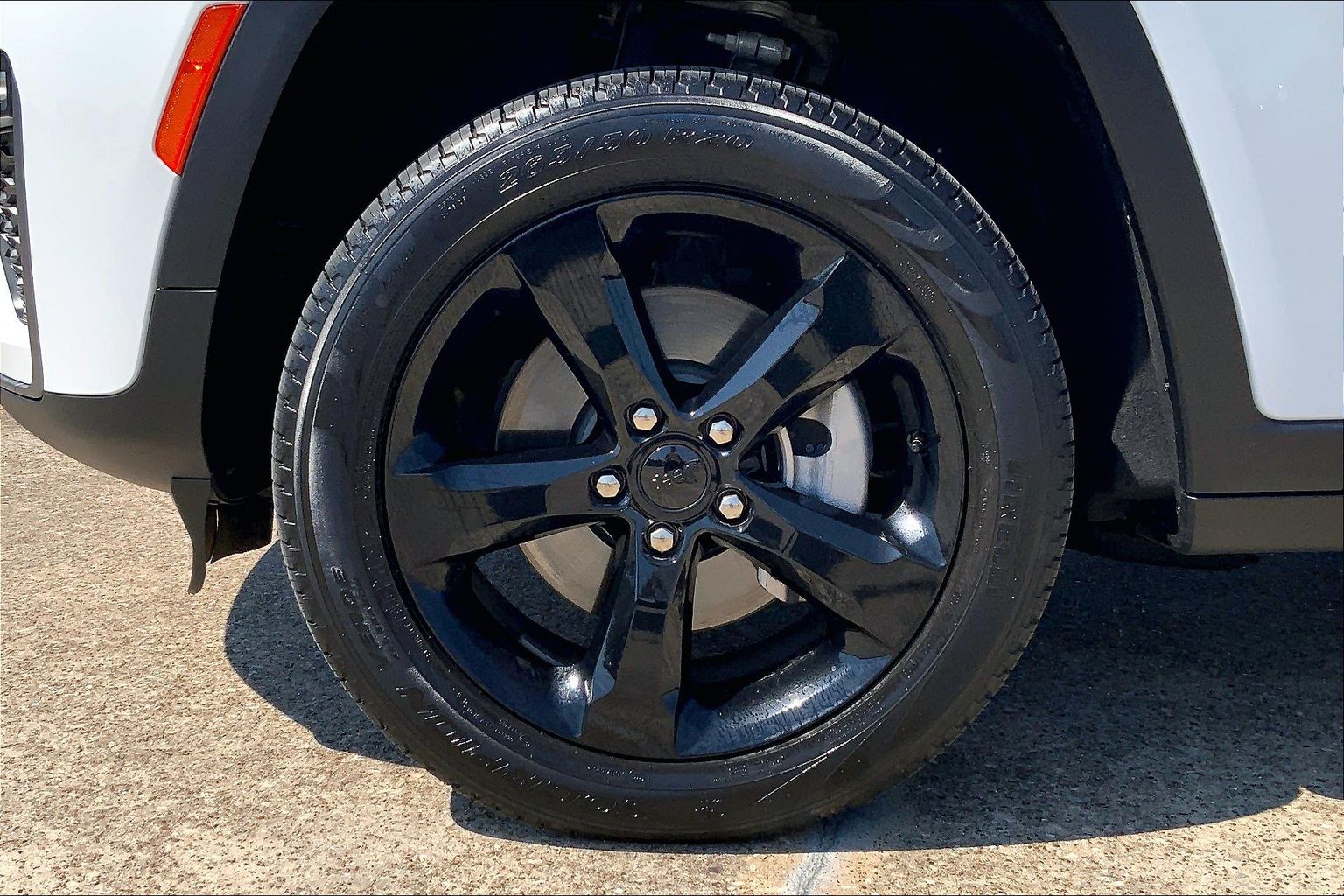 2026 Jeep Grand Cherokee L photo 8 of 34