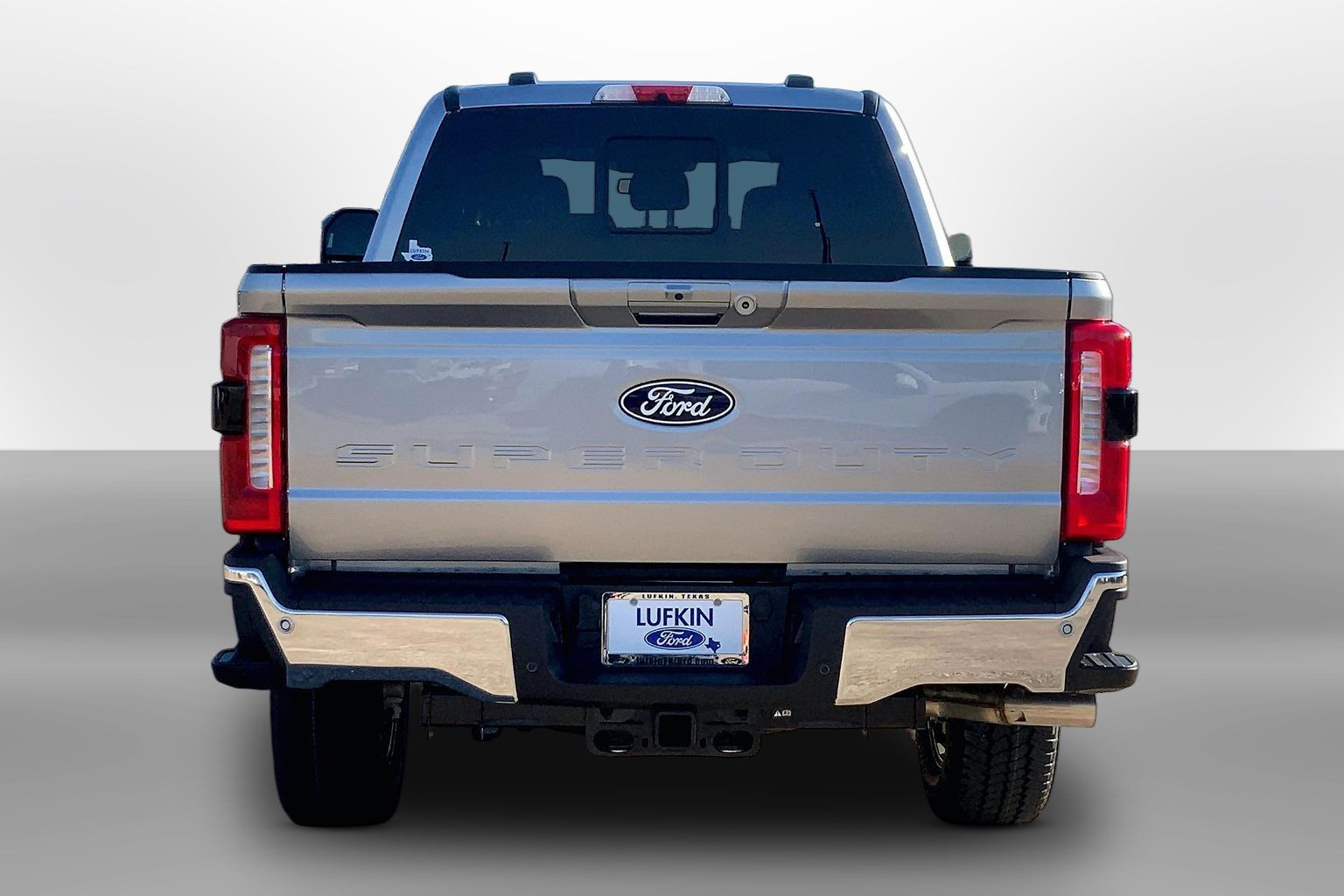 2027 Ford Super Duty F-250 SRW photo 4 of 13