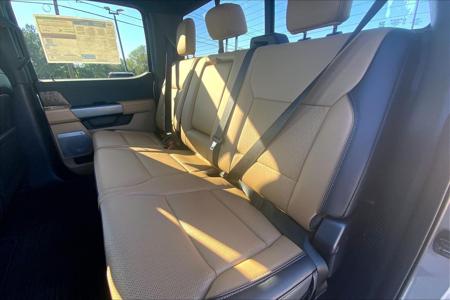 2027 Ford Super Duty F-250 SRW photo 10 of 13