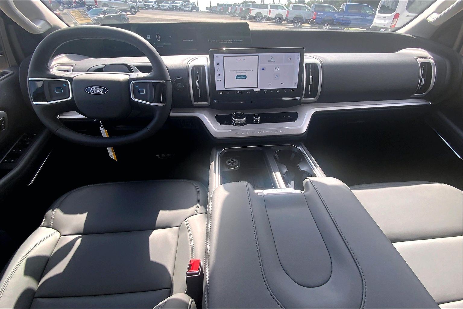 2027 Ford Expedition photo 5 of 13