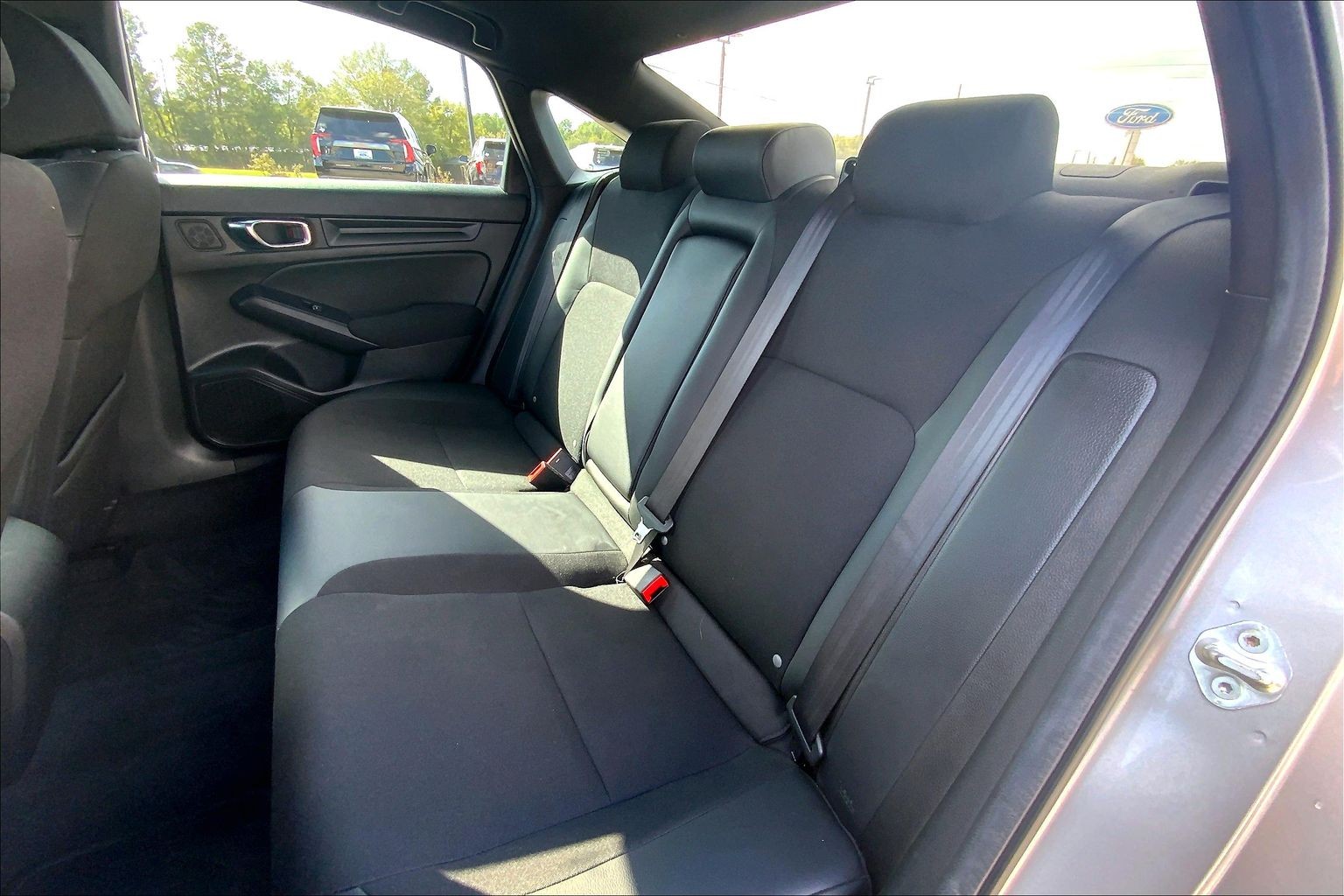 2025 Honda Civic Sedan Hybrid photo 25 of 32