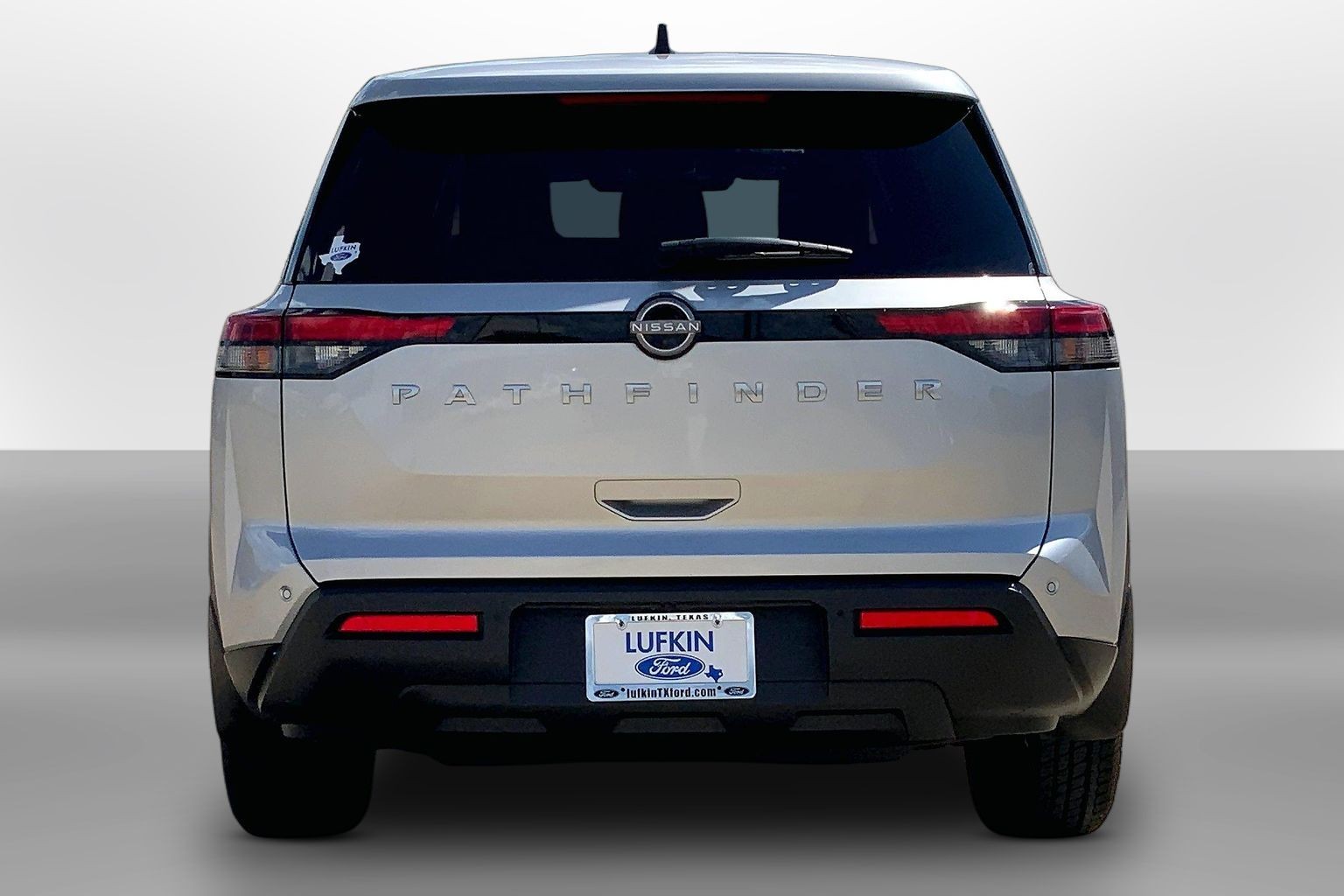 2024 Nissan Pathfinder photo 3 of 33