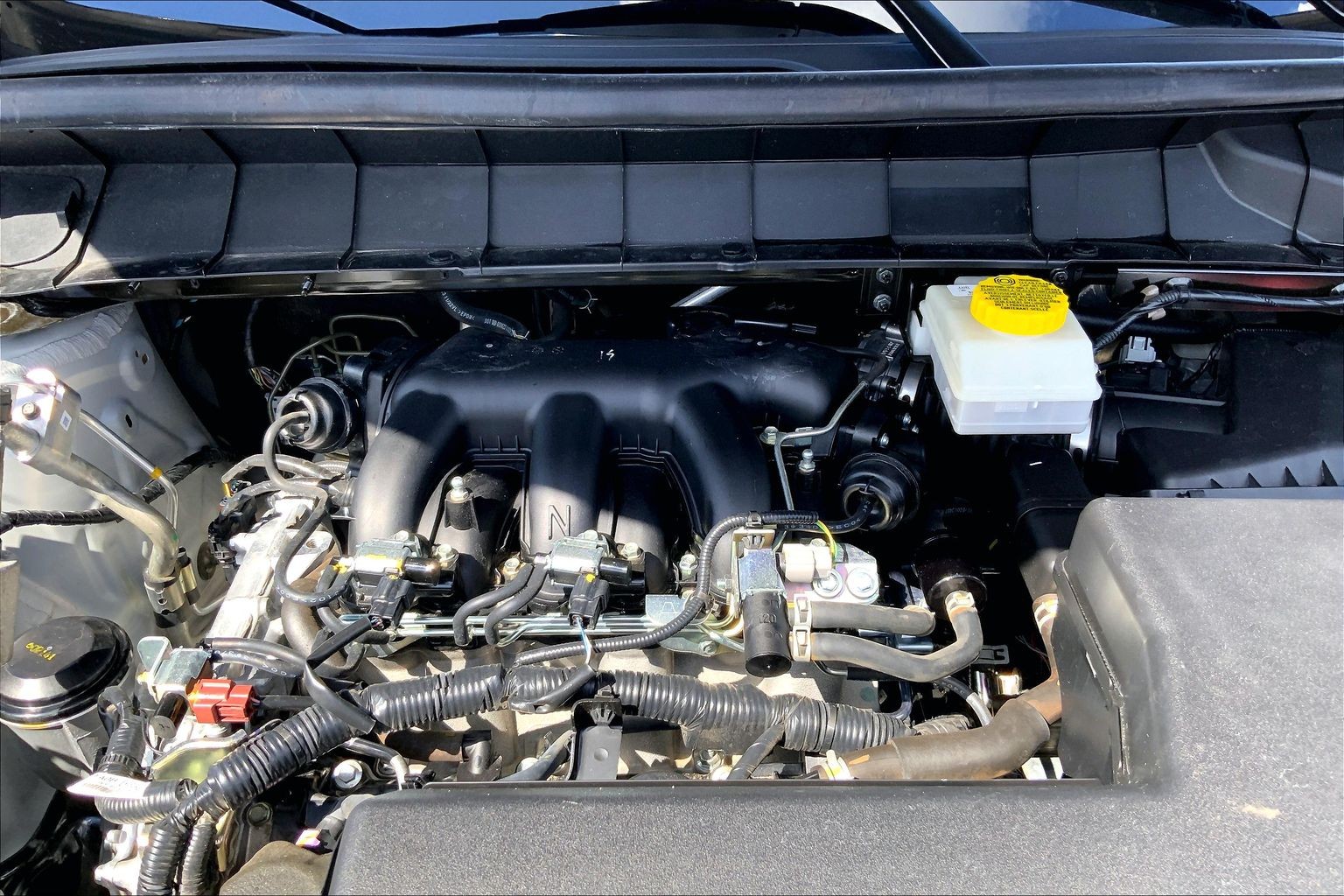 2024 Nissan Pathfinder photo 8 of 33