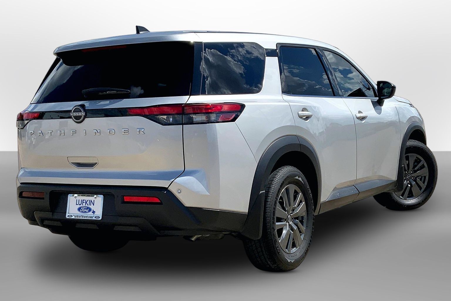 2024 Nissan Pathfinder photo 12 of 33