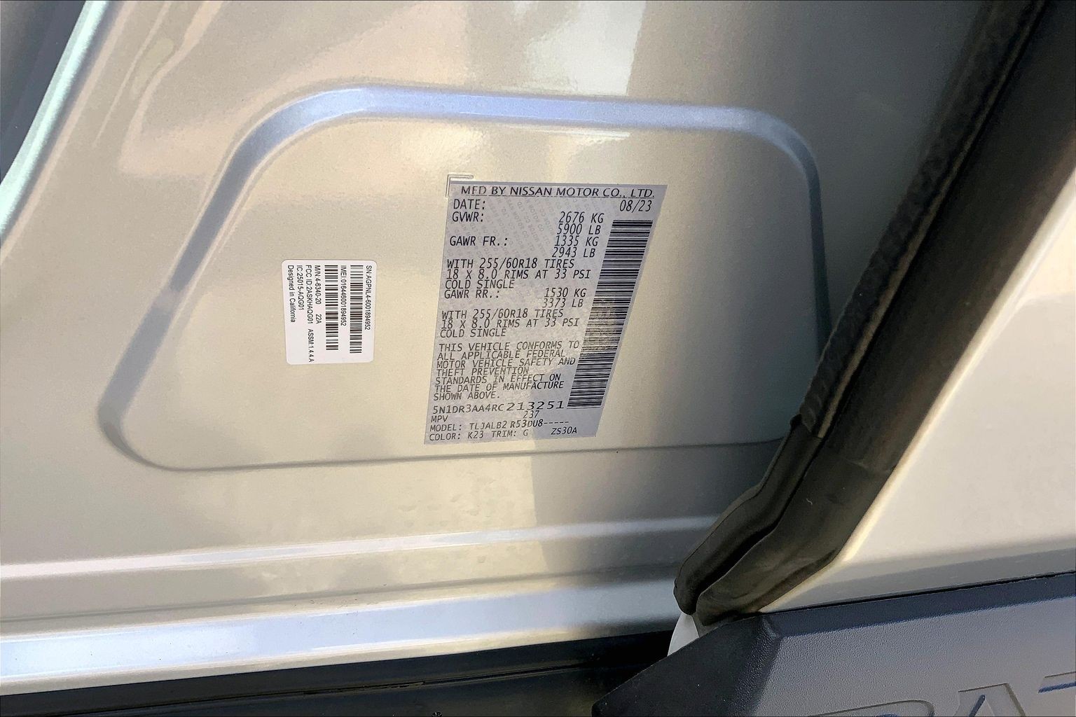2024 Nissan Pathfinder photo 32 of 33