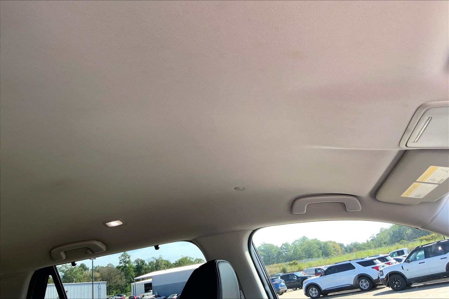 2023 Honda Pilot photo 21 of 33
