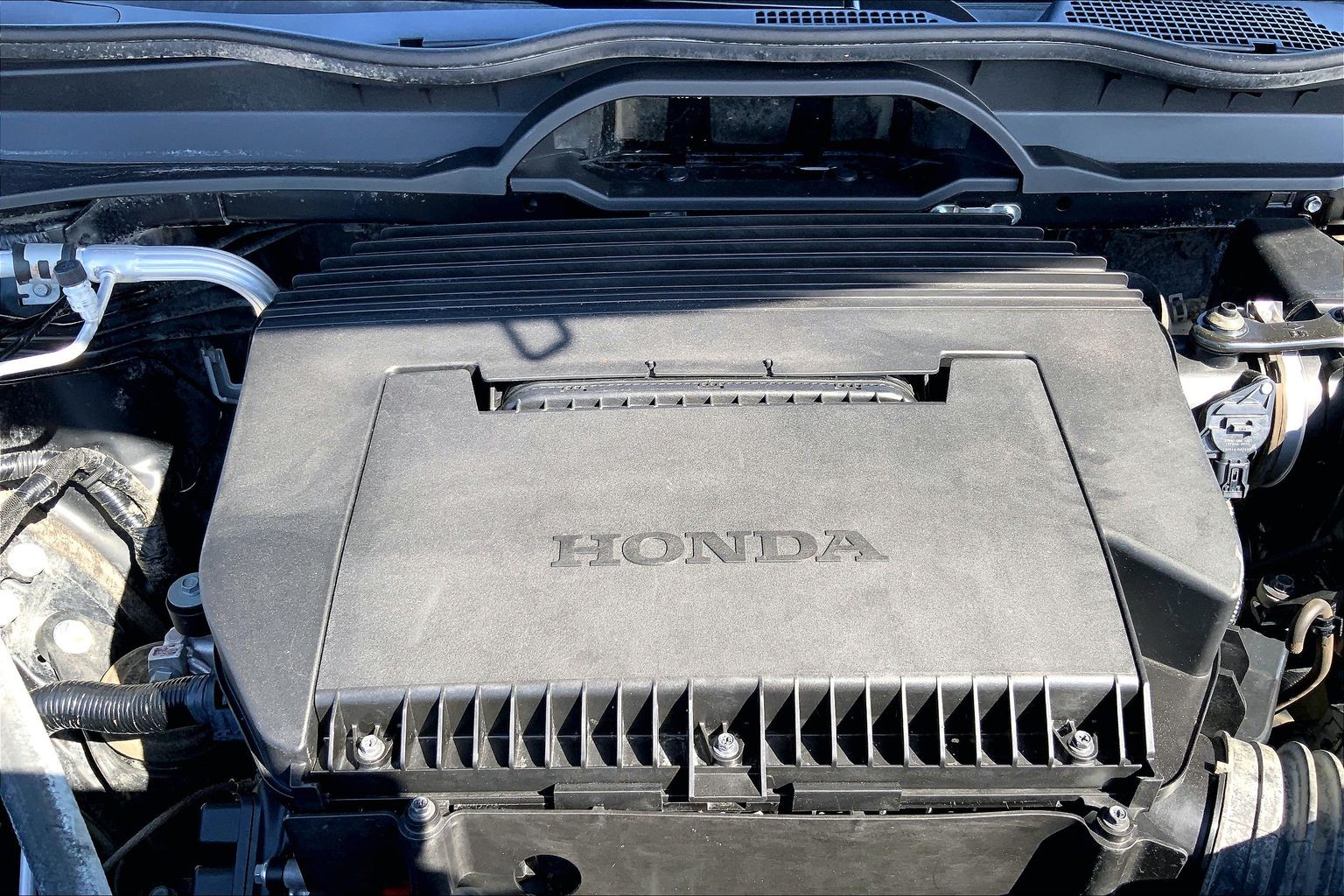 2023 Honda Pilot photo 8 of 33